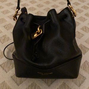 Marc Jacob lock that bucket bag in black